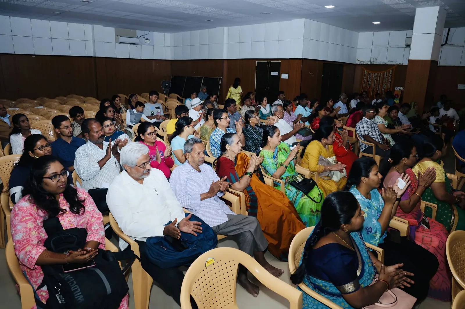 Students participating in a Jnanakoota workshop session
